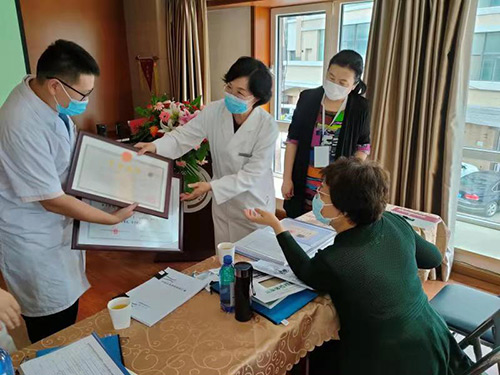 6評審團給予慈銘體檢分院高度評價.jpg 6評審團給予慈銘體檢分院高度評價.jpg